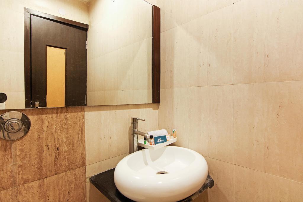 โรงแรม ราหุล พาเลซ นิวเดลี ภายนอก รูปภาพ