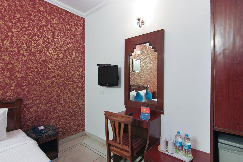 โรงแรม ราหุล พาเลซ นิวเดลี ภายนอก รูปภาพ